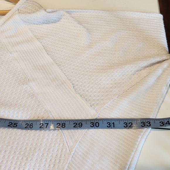 We The Free Women's Waffle Knit Boho V-neck Pullover Top Size Large - Picture 5 of 9